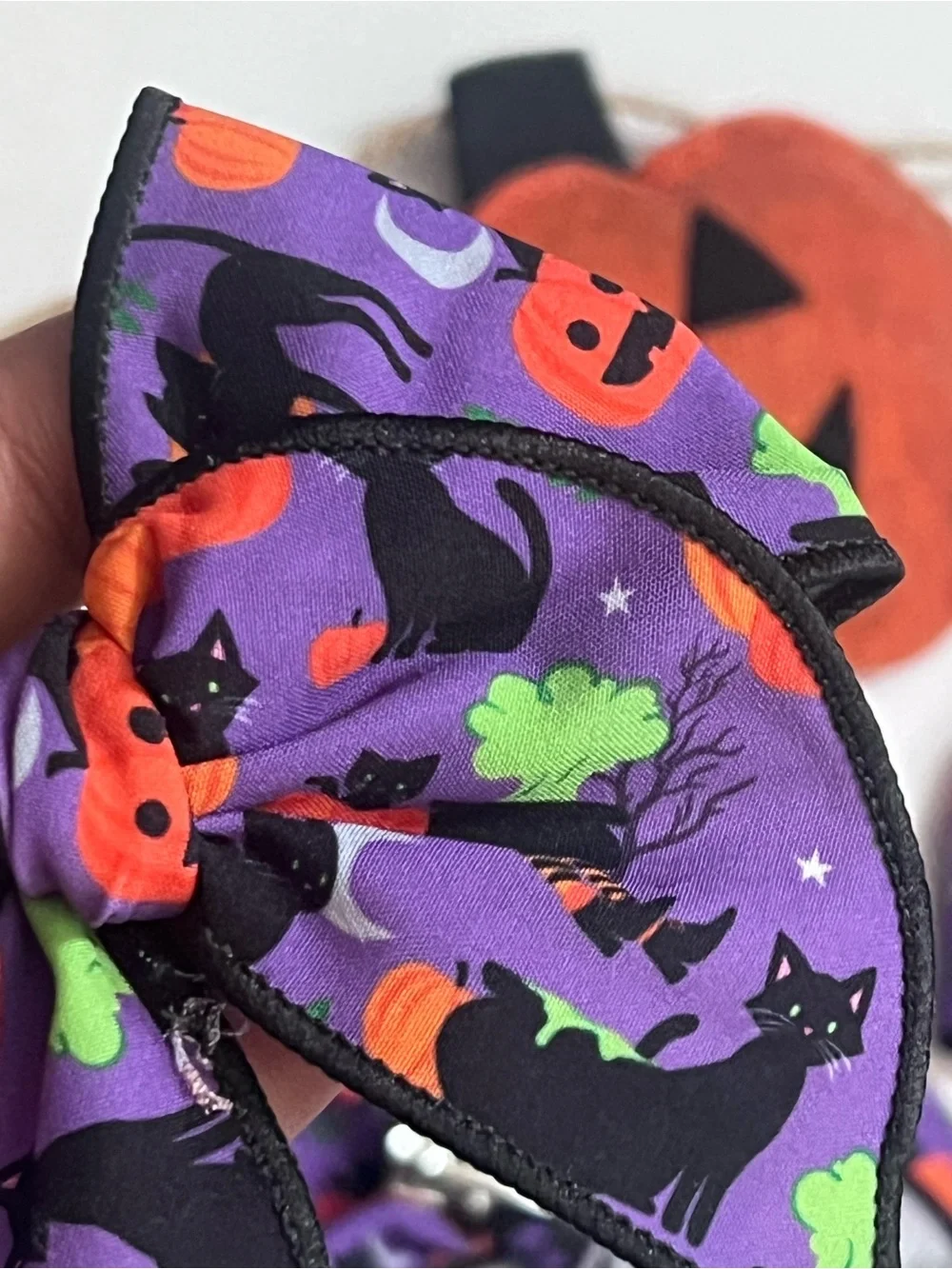 Handmade Halloween Hair Bow – Spooky Black Cat & Pumpkin Print (3.5”)
